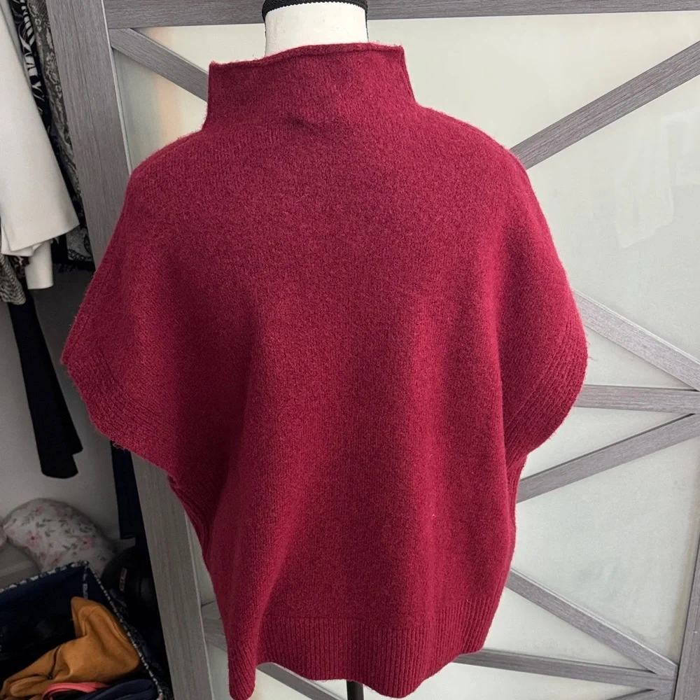 Express Maroon Sweater Large - Picture 6 of 8
